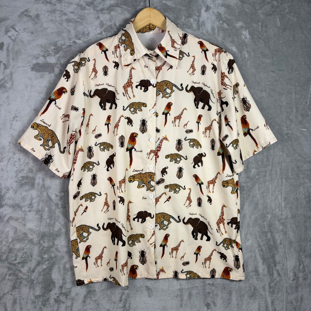 Zoo Animal Shirt‎ Safari Print Small Button Down Novelty Teacher Parrot Giraffe